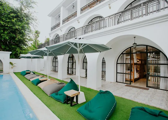 Nuansa Penida Hostel *